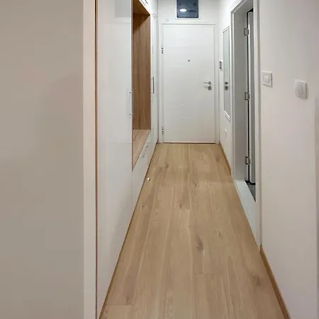 Lanamarija Требинье